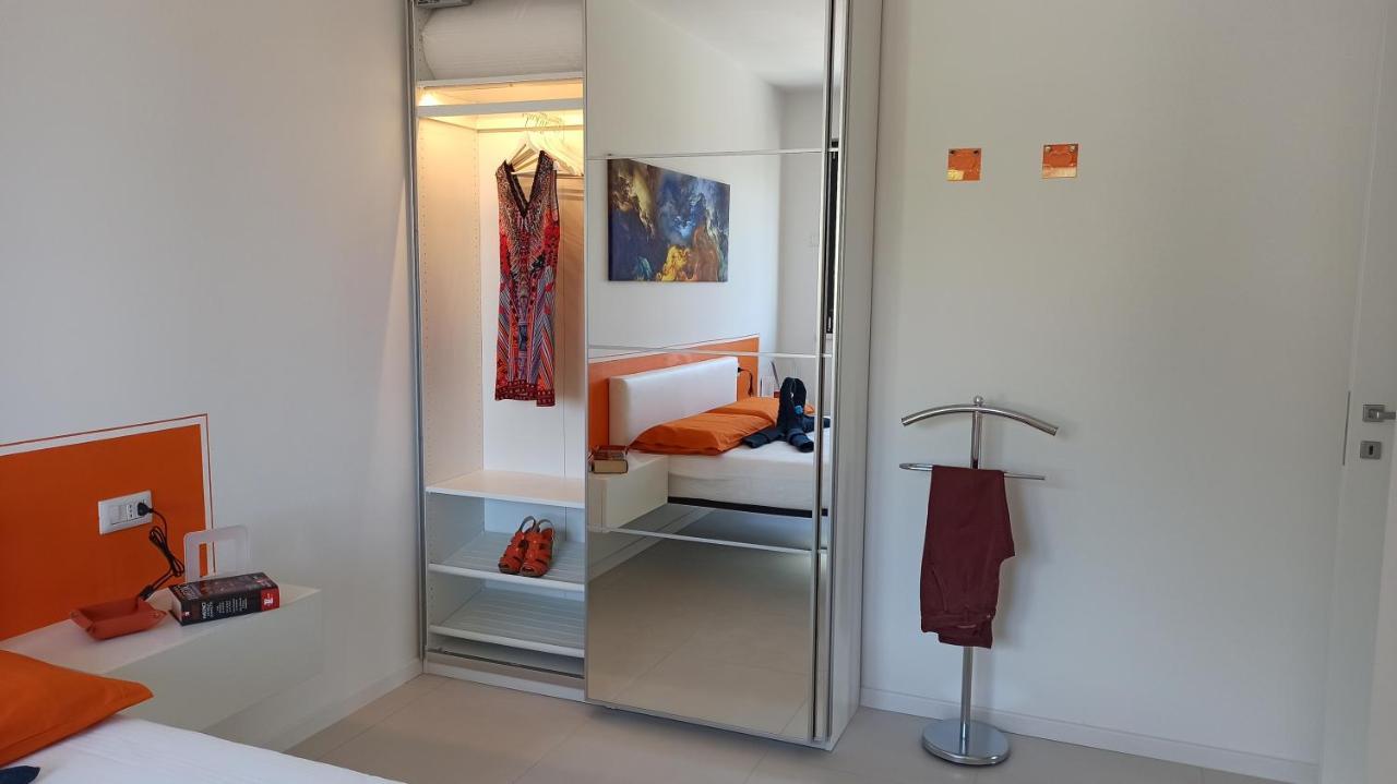 Blue Sky Garda - Sunset Apartment มัลเชซิเน ภายนอก รูปภาพ